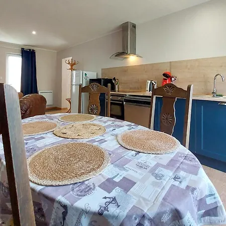 Casa vacanze Awesome In Sauze-entre-bois With Wifi